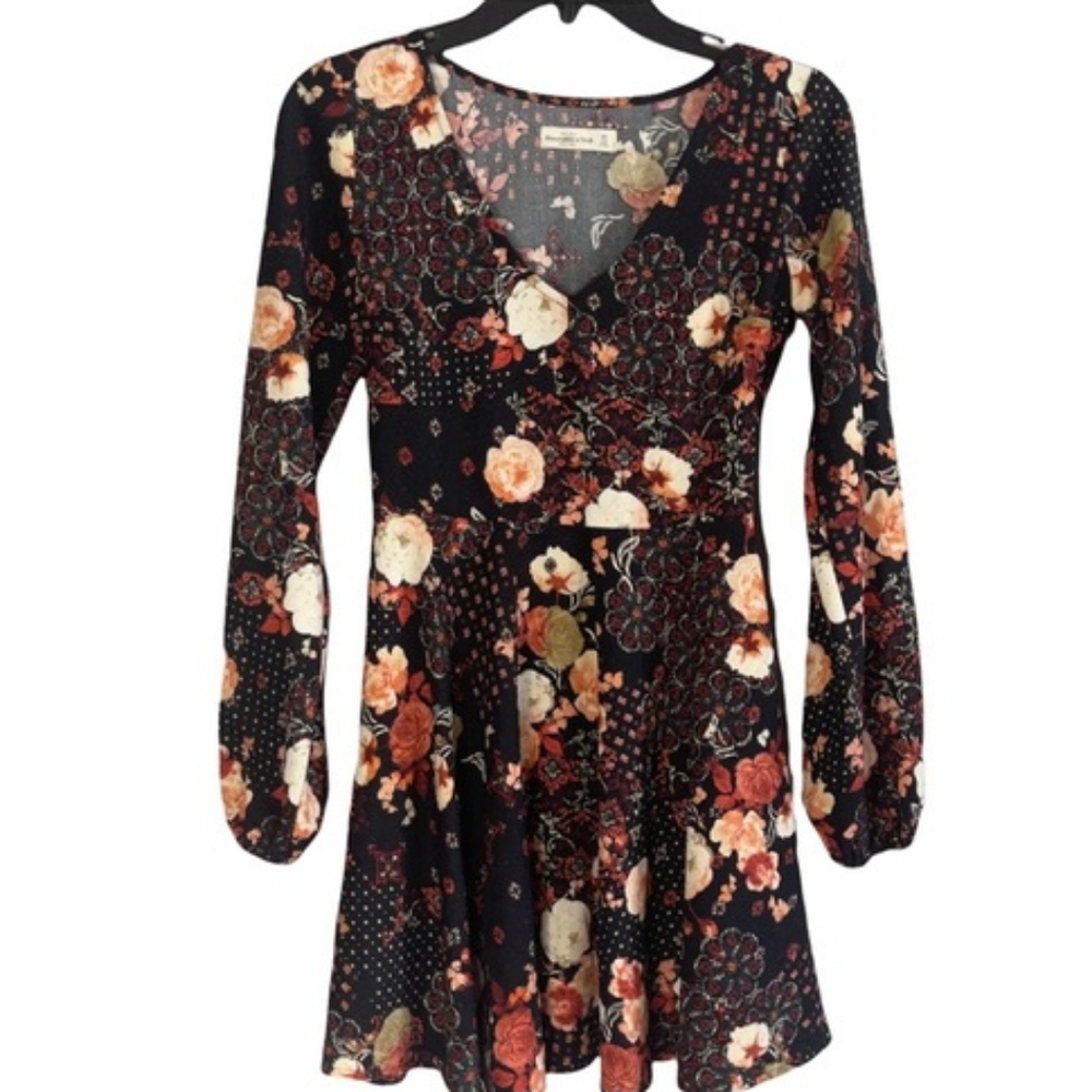 Abercrombie & Fitch Long Sleeve Floral Dress
